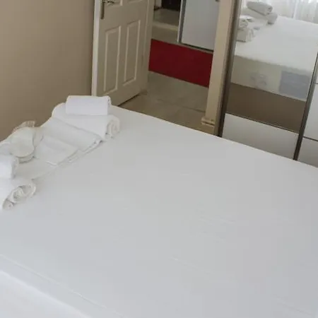 Bed & Breakfast Anova Pera *