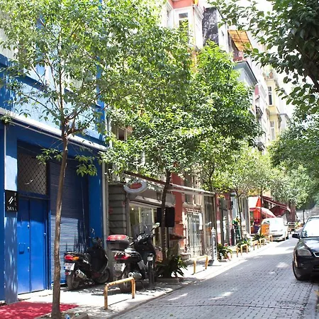 Anova Pera Apartment