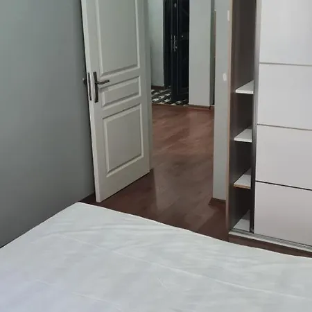 Anova Pera 4*